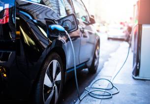 Indian Electric Vehicle Industry is Raring to Fly