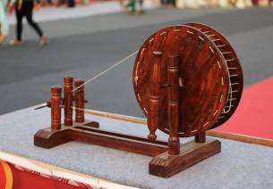 Stitched with History: Government Initiatives and Insights on Handloom Day